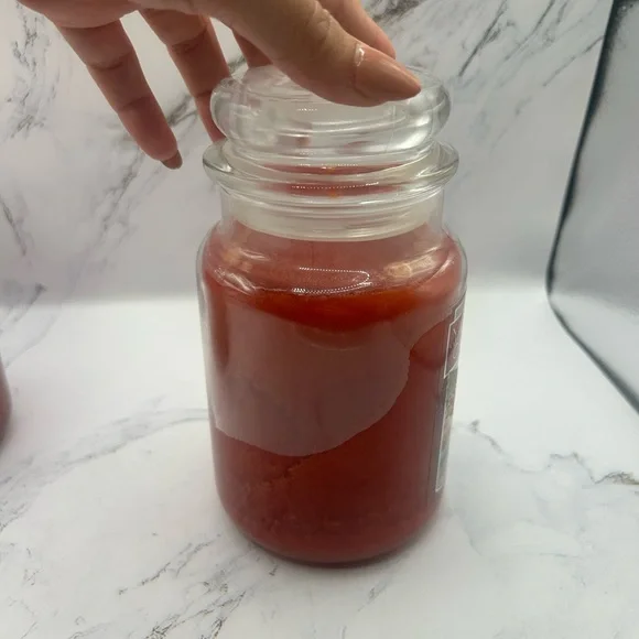 Yankee Candle Bundle of 2 Large 22oz Pumpkin Cinnamon Swirl Parisian Holiday - Picture 3 of 12